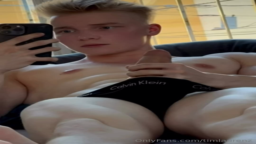 144 Cutie muscle blond TikTok cosplayer Tim Laurenz timlaurenz OnlyFans porn