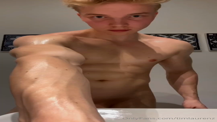150 Cutie muscle blond TikTok cosplayer Tim Laurenz timlaurenz OnlyFans porn