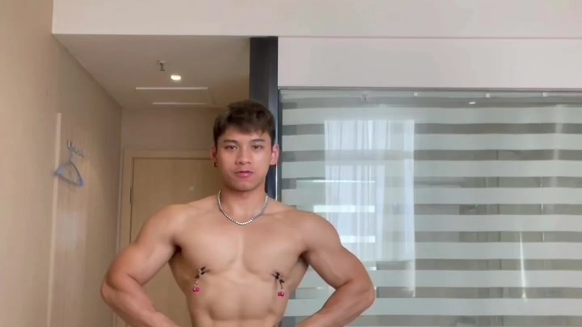 264 Asian Bodybuilder plays with his ass