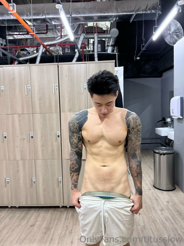 25 Singaporean hottie Titus Low
