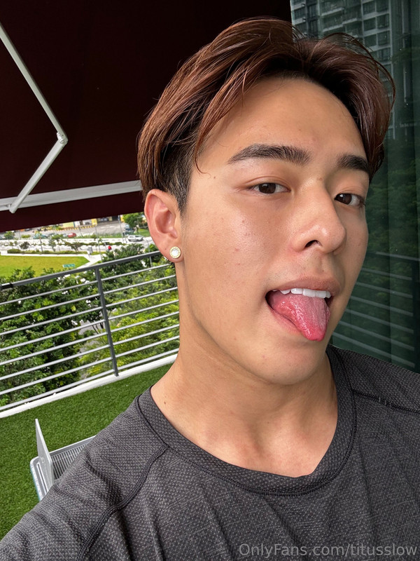 93 Singaporean hottie Titus Low