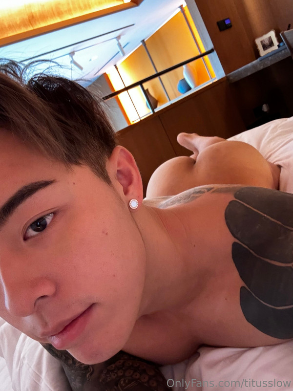 94 Singaporean hottie Titus Low