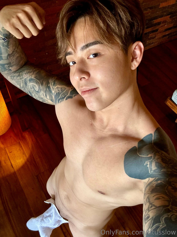 97 Singaporean hottie Titus Low