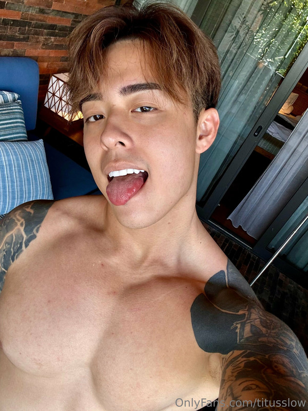 99 Singaporean hottie Titus Low