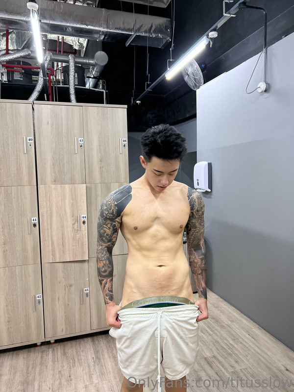 148 Singaporean hottie Titus Low