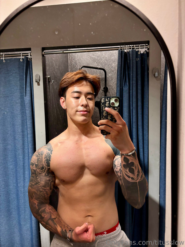 205 Singaporean hottie Titus Low