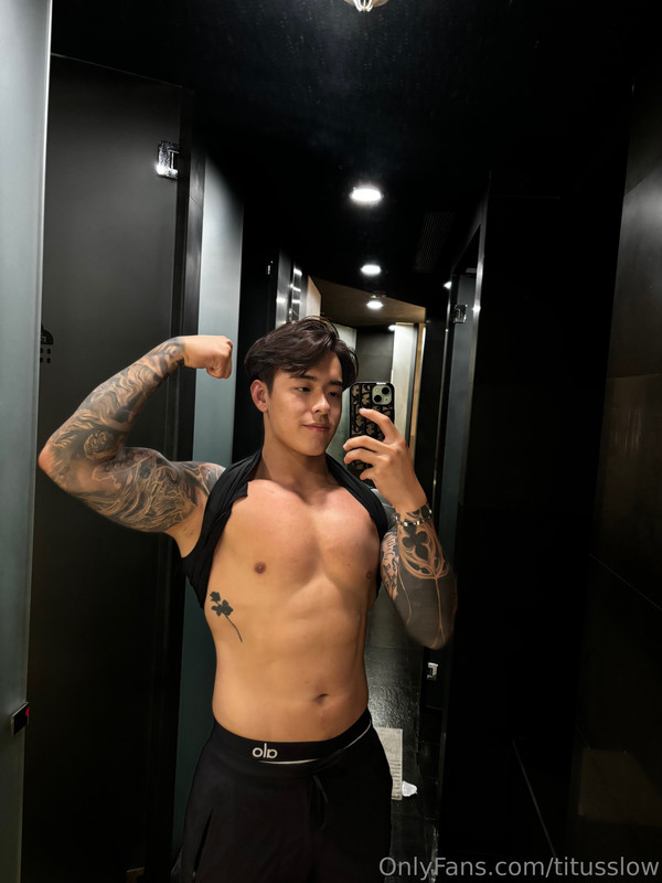 211 Singaporean hottie Titus Low