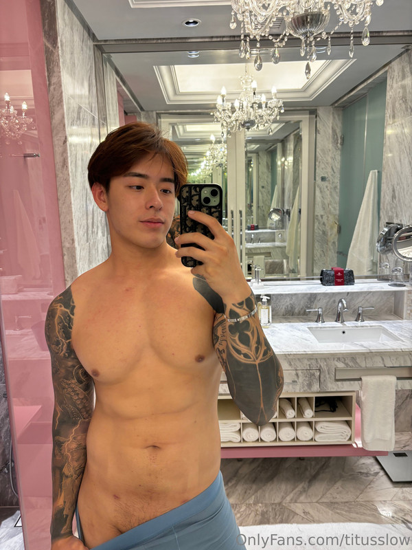 215 Singaporean hottie Titus Low