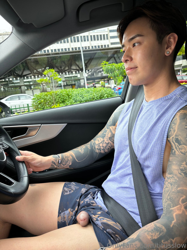 355 Singaporean hottie Titus Low
