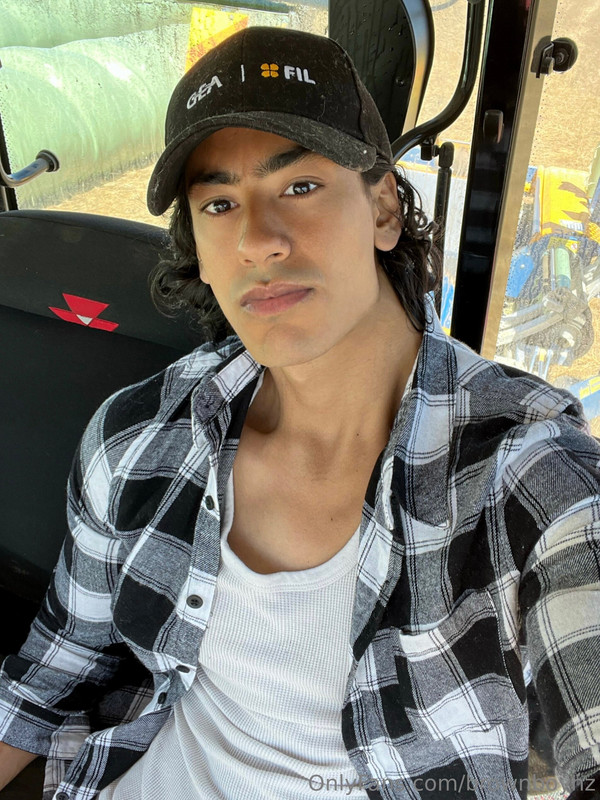 15 Pacific Islander Muscle beauty BrownBoyNZ Onlyfans Leaked