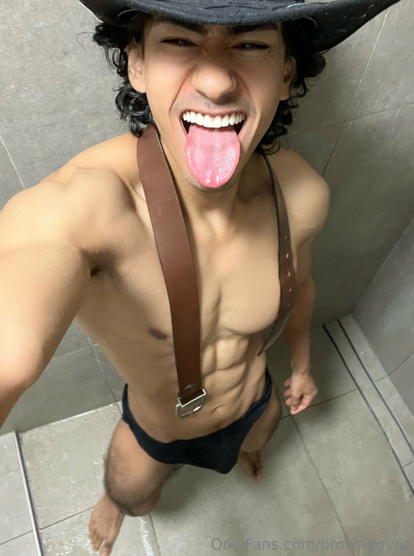 46 Pacific Islander Muscle beauty BrownBoyNZ Onlyfans Leaked