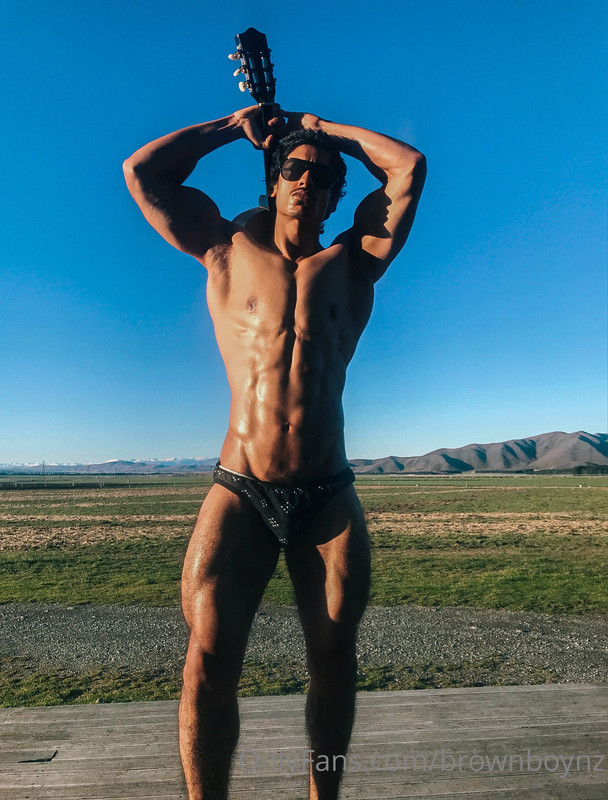 66 Pacific Islander Muscle beauty BrownBoyNZ Onlyfans Leaked