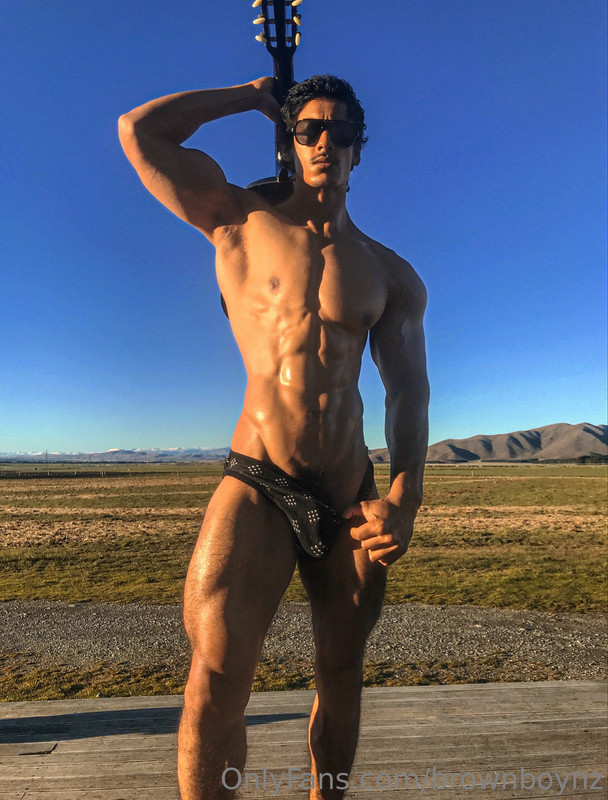 78 Pacific Islander Muscle beauty BrownBoyNZ Onlyfans Leaked