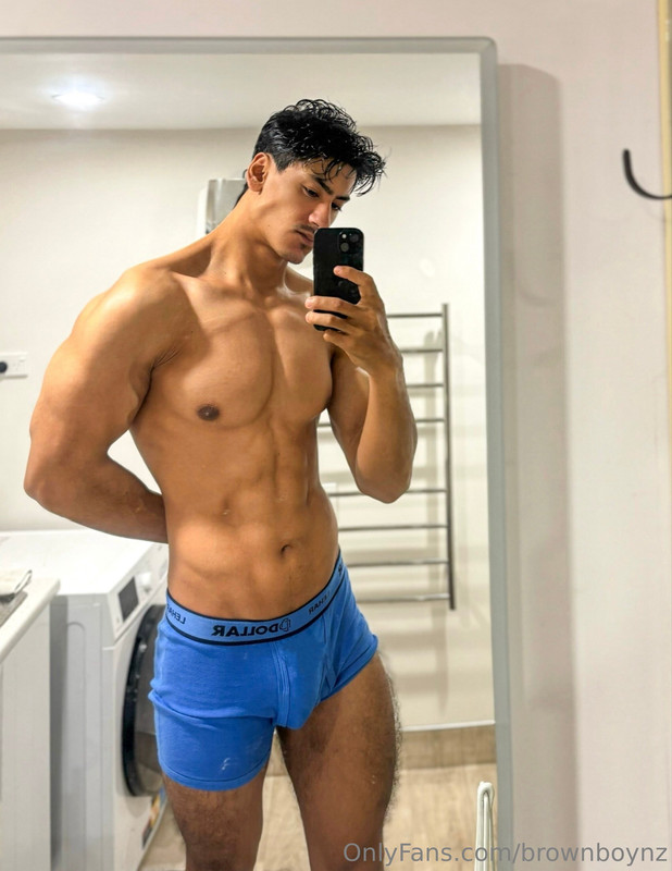 135 Pacific Islander Muscle beauty BrownBoyNZ Onlyfans Leaked