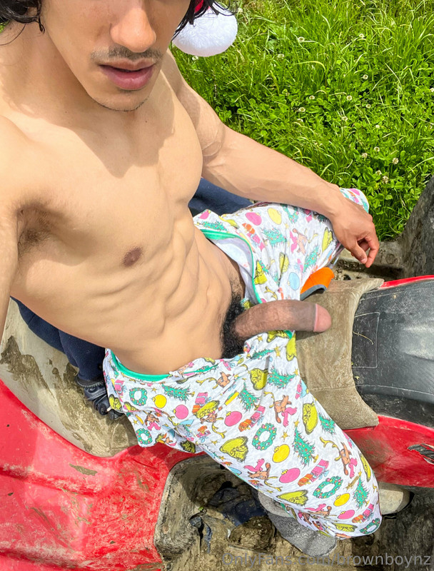 138 Pacific Islander Muscle beauty BrownBoyNZ Onlyfans Leaked