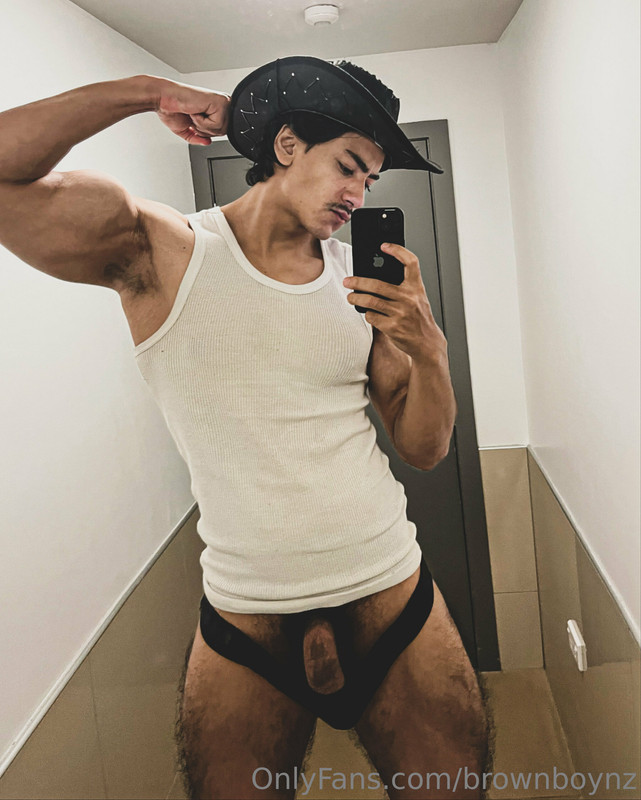156 Pacific Islander Muscle beauty BrownBoyNZ Onlyfans Leaked