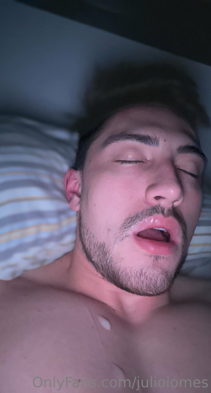 31 Brazilian hunk Júlio Iomes julioiomes peterpec onlyfans porn