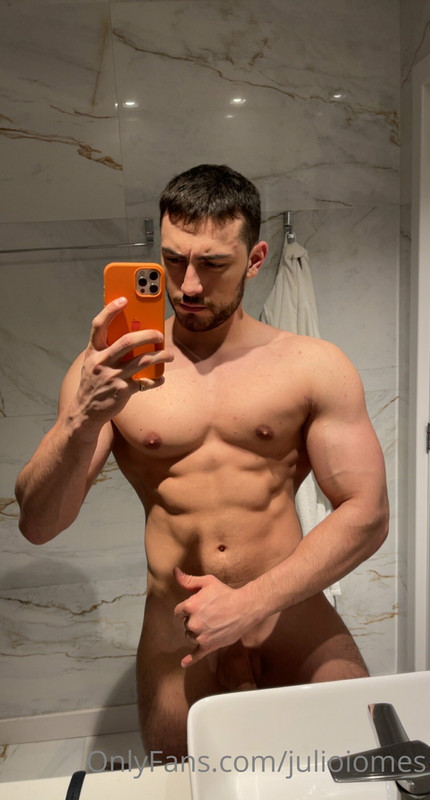 36 Brazilian hunk Júlio Iomes julioiomes peterpec onlyfans porn