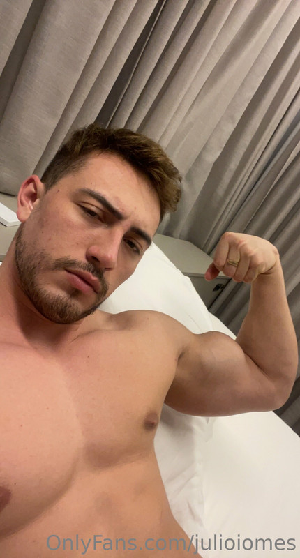 44 Brazilian hunk Júlio Iomes julioiomes peterpec onlyfans porn