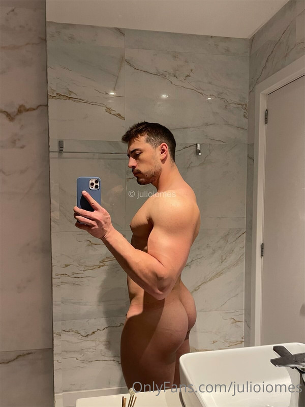 49 Brazilian hunk Júlio Iomes julioiomes peterpec onlyfans porn
