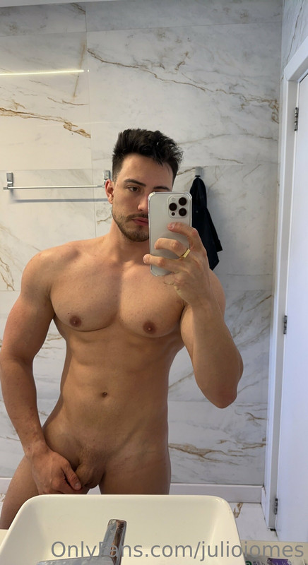 54 Brazilian hunk Júlio Iomes julioiomes peterpec onlyfans porn