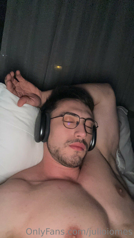 85 Brazilian hunk Júlio Iomes julioiomes peterpec onlyfans porn