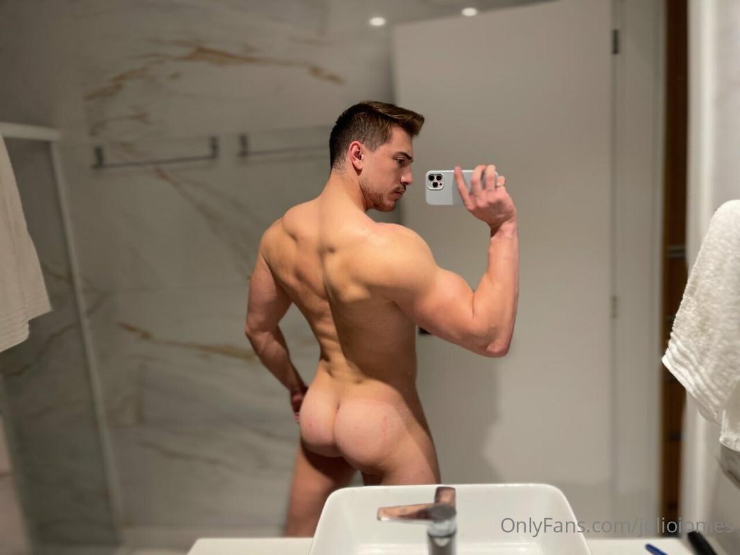 93 Brazilian hunk Júlio Iomes julioiomes peterpec onlyfans porn