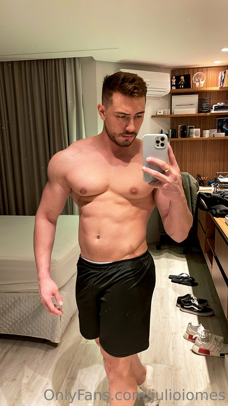101 Brazilian hunk Júlio Iomes julioiomes peterpec onlyfans porn