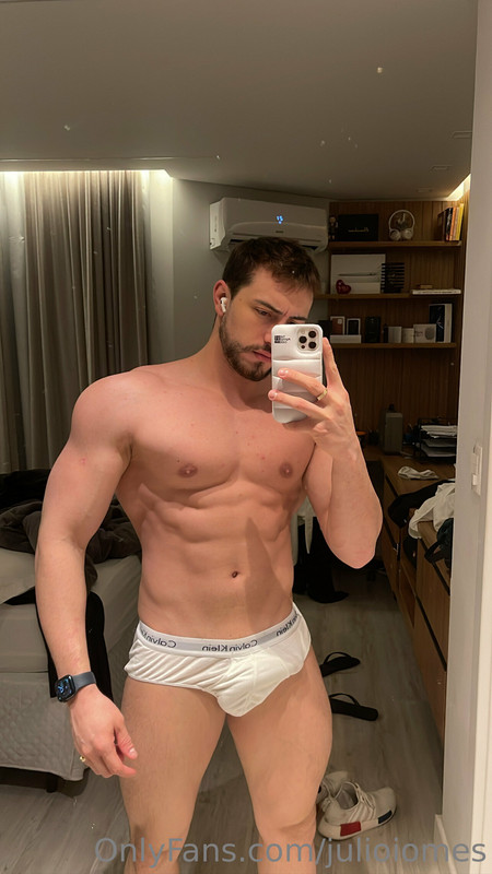 139 Brazilian hunk Júlio Iomes julioiomes peterpec onlyfans porn