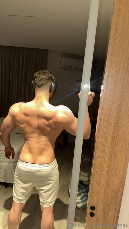 170 Brazilian hunk Júlio Iomes julioiomes peterpec onlyfans porn