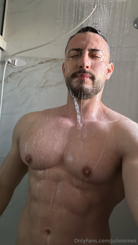 173 Brazilian hunk Júlio Iomes julioiomes peterpec onlyfans porn