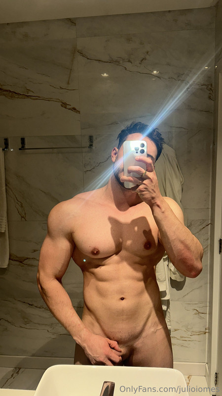 177 Brazilian hunk Júlio Iomes julioiomes peterpec onlyfans porn