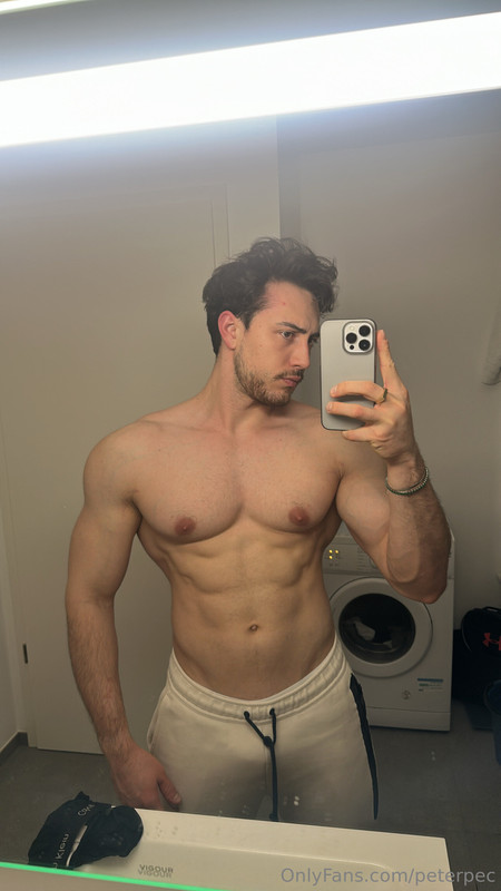 182 Brazilian hunk Júlio Iomes julioiomes peterpec onlyfans porn
