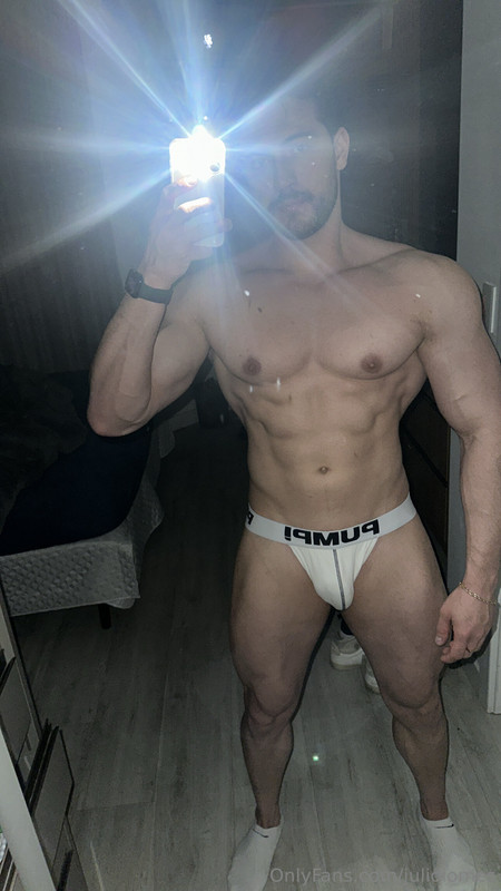 192 Brazilian hunk Júlio Iomes julioiomes peterpec onlyfans porn