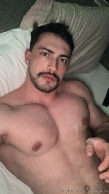 197 Brazilian hunk Júlio Iomes julioiomes peterpec onlyfans porn
