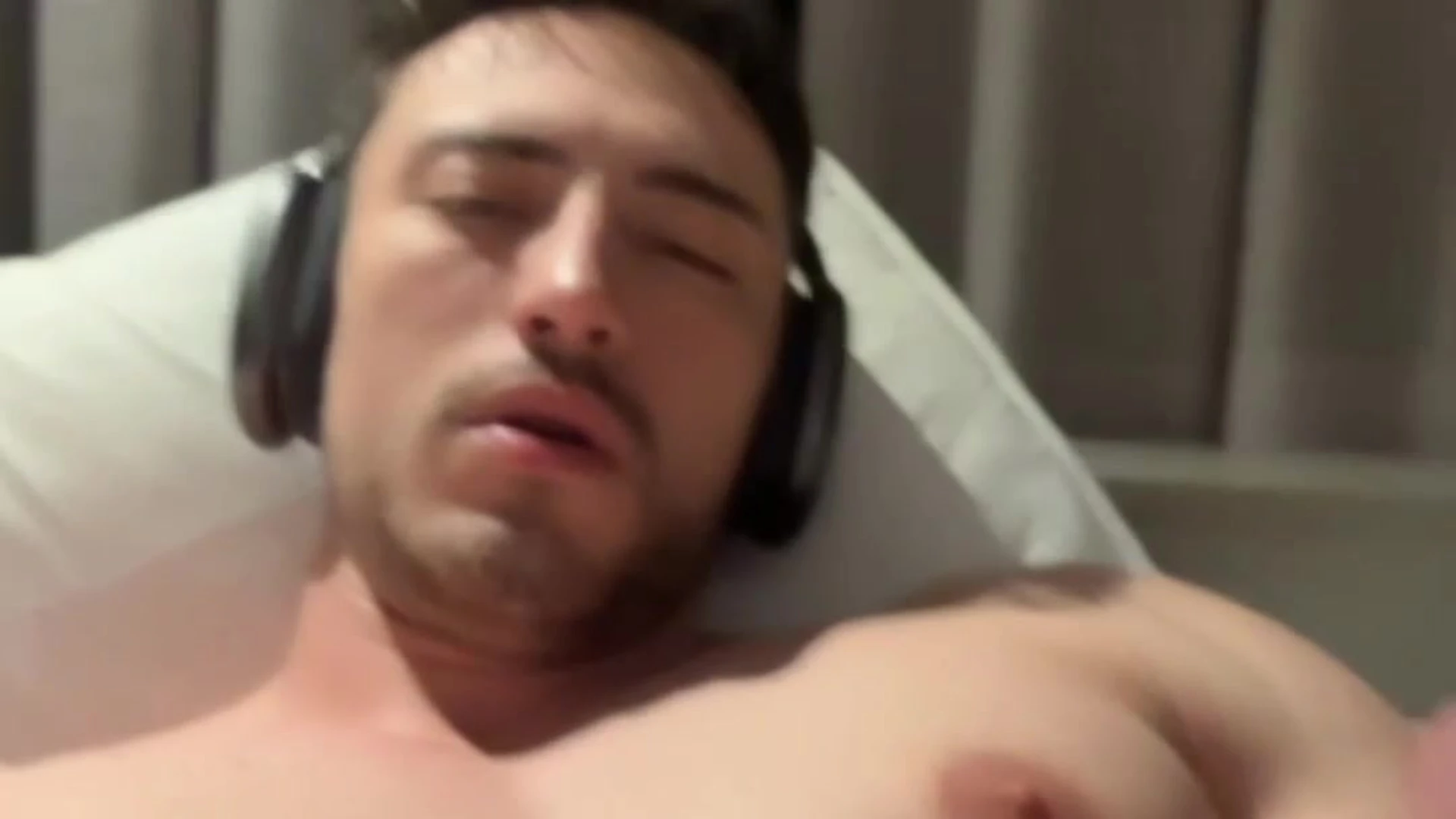 sexy brazilian julioiomes   Clip