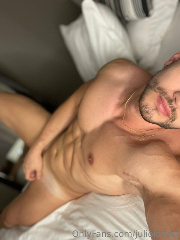 239 Brazilian hunk Júlio Iomes julioiomes peterpec onlyfans porn