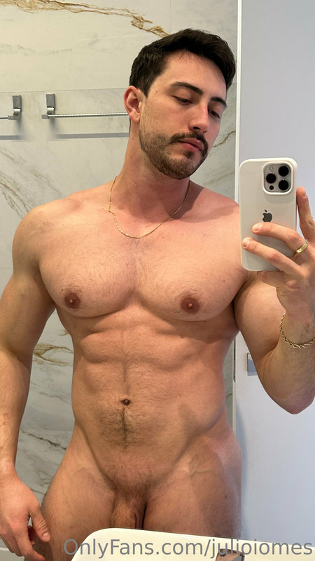 263 Brazilian hunk Júlio Iomes julioiomes peterpec onlyfans porn
