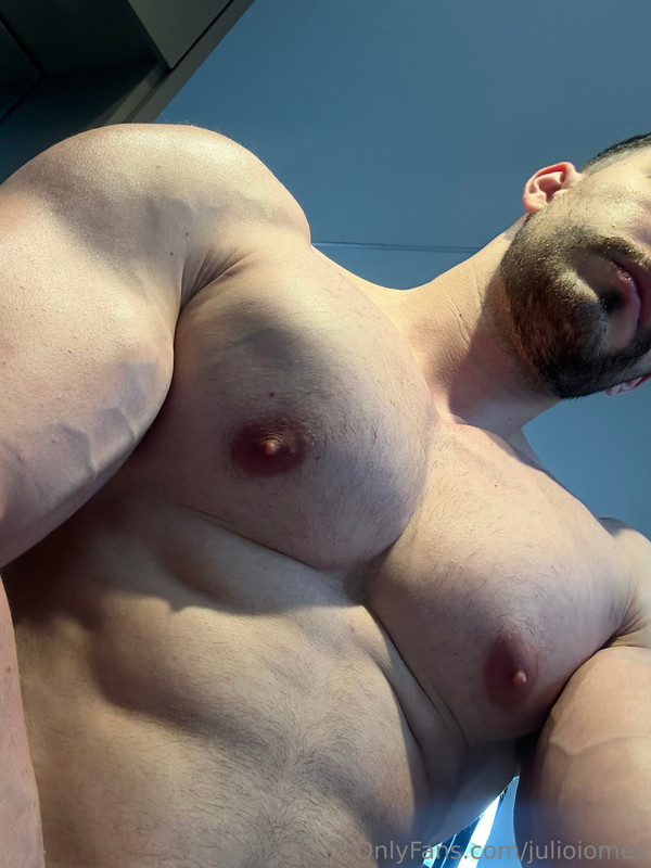 272 Brazilian hunk Júlio Iomes julioiomes peterpec onlyfans porn