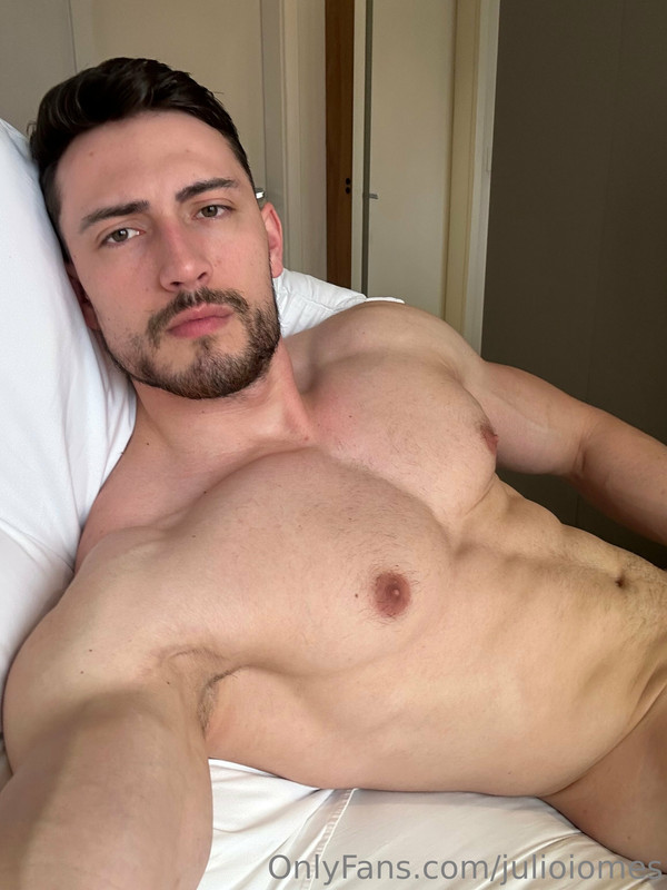 285 Brazilian hunk Júlio Iomes julioiomes peterpec onlyfans porn