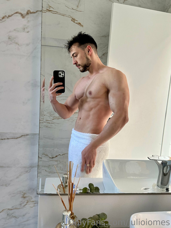 310 Brazilian hunk Júlio Iomes julioiomes peterpec onlyfans porn