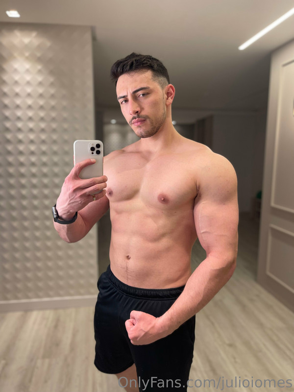 346 Brazilian hunk Júlio Iomes julioiomes peterpec onlyfans porn