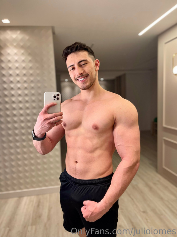 357 Brazilian hunk Júlio Iomes julioiomes peterpec onlyfans porn