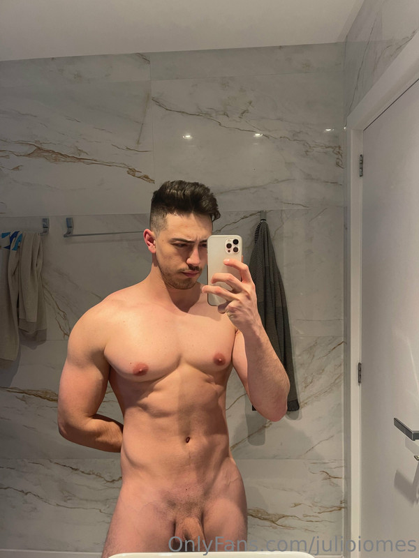 384 Brazilian hunk Júlio Iomes julioiomes peterpec onlyfans porn