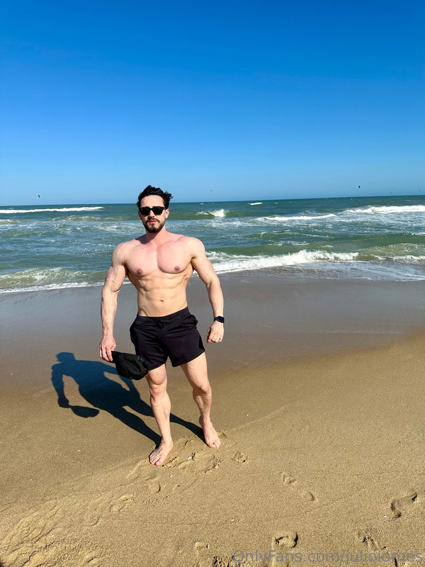 385 Brazilian hunk Júlio Iomes julioiomes peterpec onlyfans porn