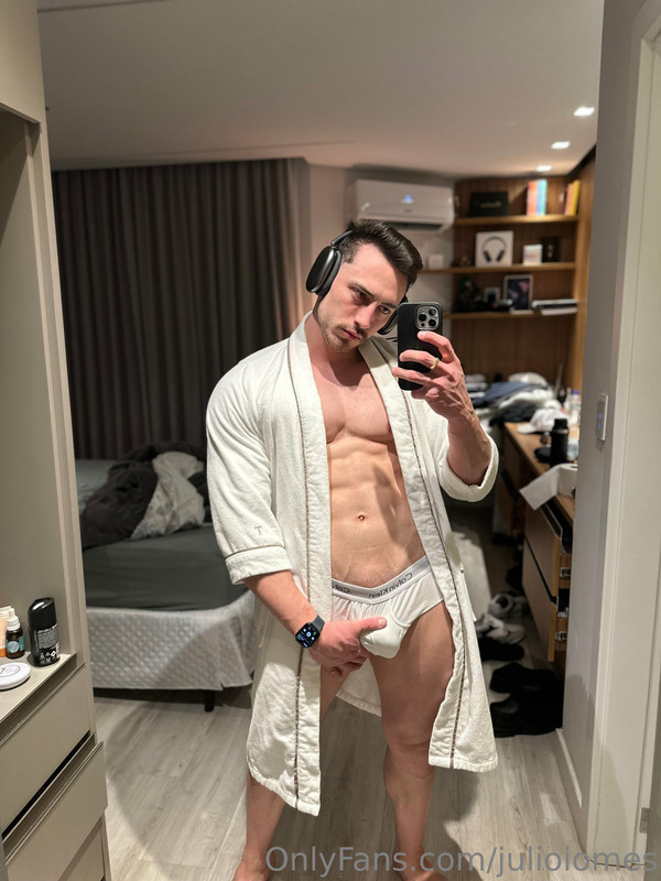 389 Brazilian hunk Júlio Iomes julioiomes peterpec onlyfans porn