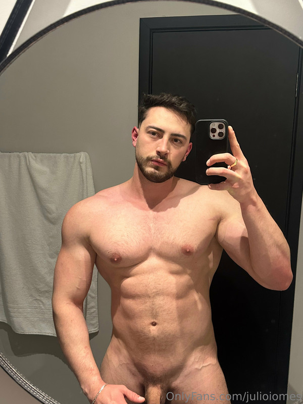 421 Brazilian hunk Júlio Iomes julioiomes peterpec onlyfans porn