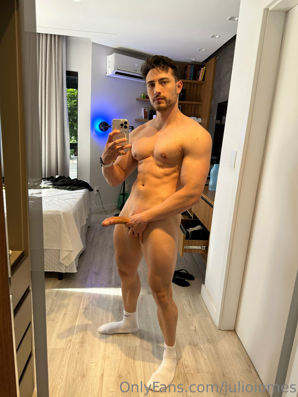 449 Brazilian hunk Júlio Iomes julioiomes peterpec onlyfans porn