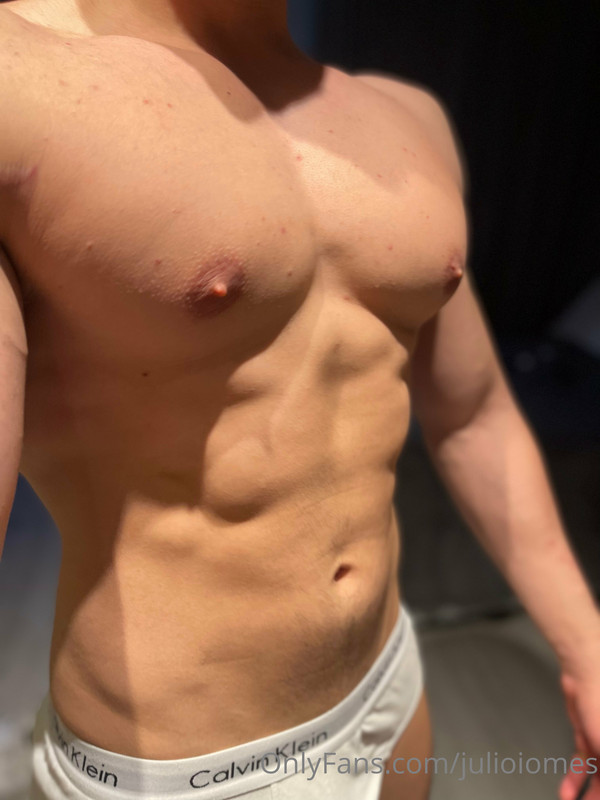 454 Brazilian hunk Júlio Iomes julioiomes peterpec onlyfans porn