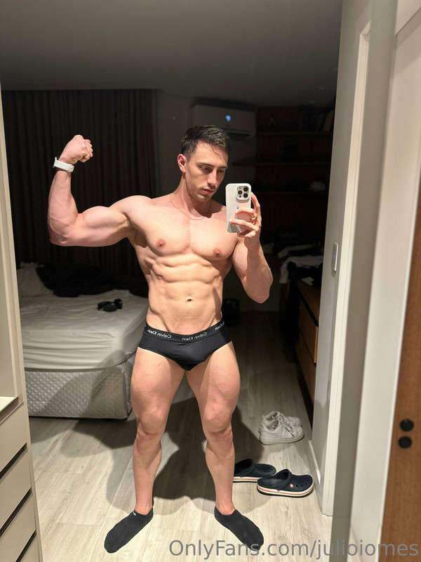457 Brazilian hunk Júlio Iomes julioiomes peterpec onlyfans porn